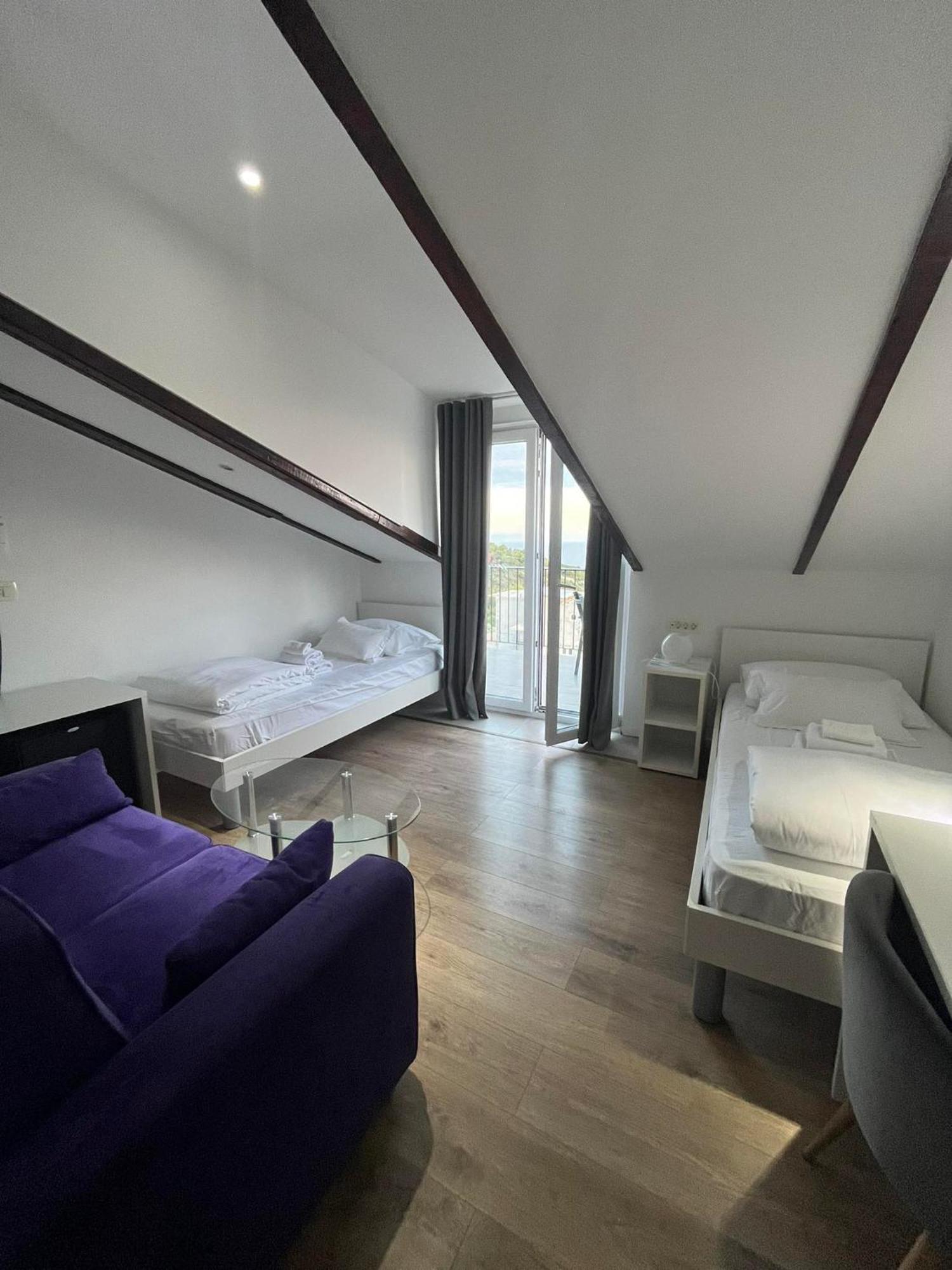 Bed & Breakfast Dela