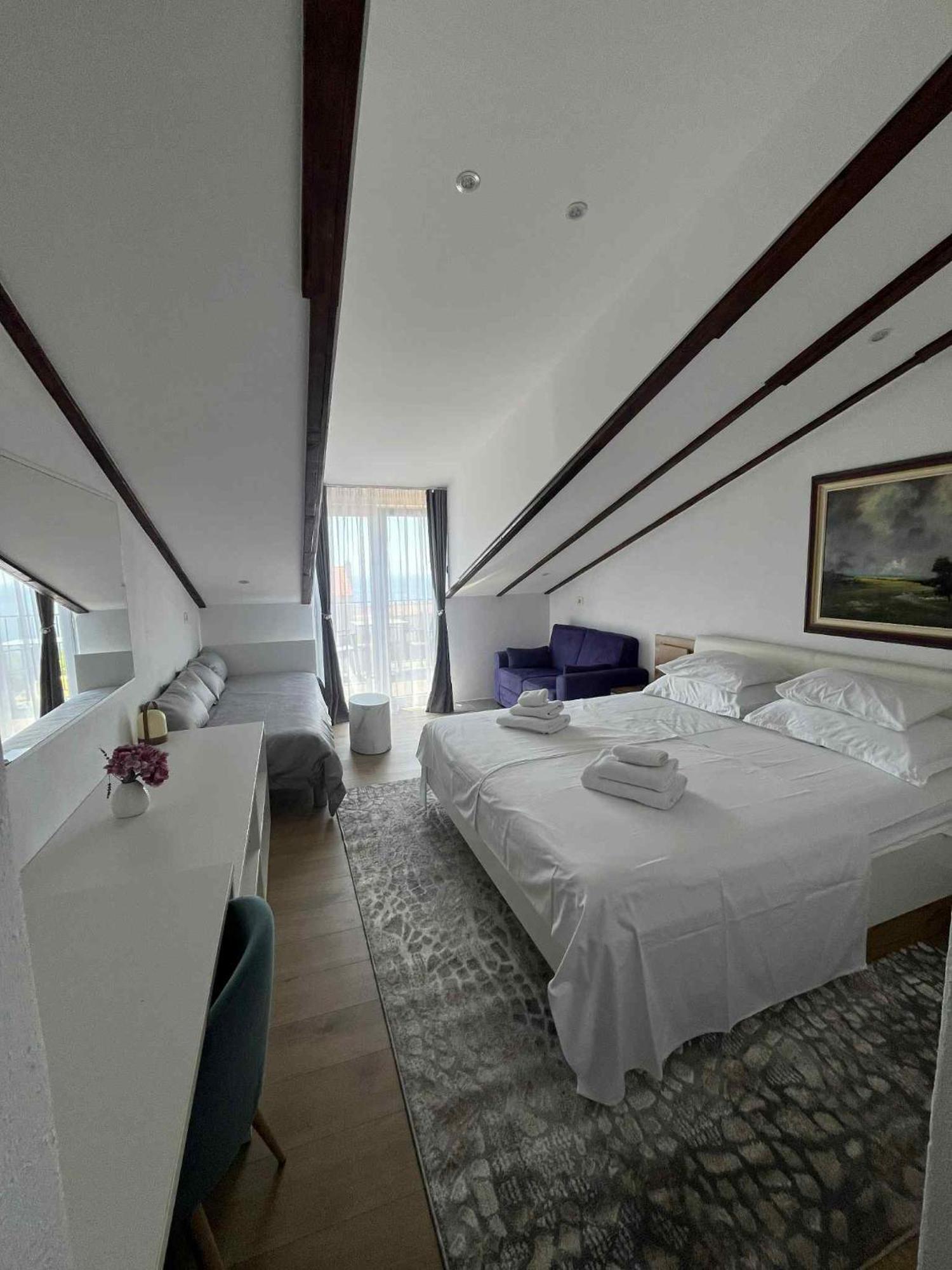 Bed & Breakfast Dela 3*